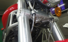 DUCATI MONSTER 400 IE 2004
