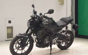 HONDA CB250R 2015 MC52