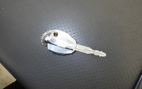SUZUKI ADDRESS V100 CE13A