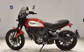 DUCATI SCRAMBLER ICON 2016