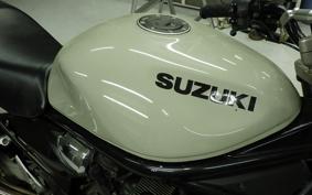 SUZUKI BANDIT 1200 S 2001 GV77A