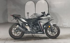 YAMAHA YZF-R25 RG10J