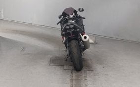 YAMAHA YZF-R6 2003 RJ06
