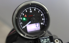 HARLEY XL883N 2009 LE2