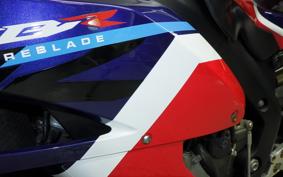 HONDA CBR1000RR 2004 SC57