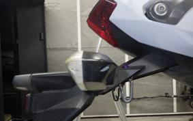 KAWASAKI ER600 N 2013