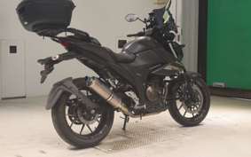 SUZUKI ｼﾞｸｻｰ250 2000 ED22B