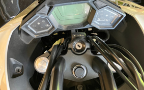 HONDA NM4 VULTUS -02 2016 RC82