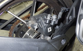SUZUKI GIXXER 250 SF 2004 ED22B