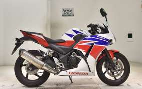 HONDA CBR250R MC41