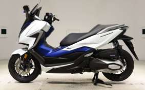 HONDA FORZA 250 MF15