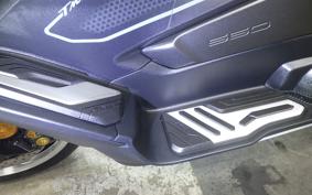 YAMAHA T-MAX 560 T 2025 SJ21J