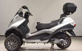 PIAGGIO MP3 250