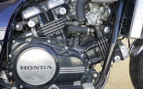 HONDA VF750 MAGNA 1985 RC09