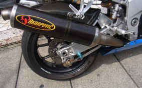 SUZUKI GSX-R1000 2001 GT74A