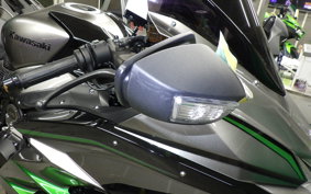 KAWASAKI NINJA H2 SX SE 2019 ZXT02A