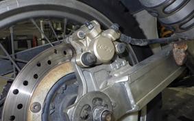 HONDA AFRICA TWIN 750 2001 RD07