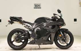 HONDA CBR600RR 2013