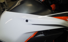 KTM 890 DUKE R 2021