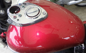 TRIUMPH SPEEDMASTER 2011