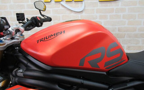 TRIUMPH スピートリプルRS 2022 S3P01S