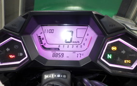HONDA NM4 VULTUS -02 2015 RC82