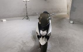 YAMAHA MAJESTY 125 SE27
