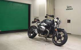 BMW R NINE T PURE 2021