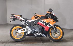 HONDA CBR1000RR SC57