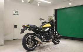 KAWASAKI Z900RS 2023 ZR900K