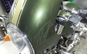TRIUMPH THRUXTON 900 2012