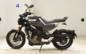 HUSQVARNA SVARTPILEN 401 2022