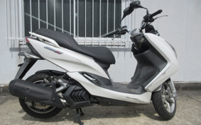 YAMAHA MAJESTYS SG28J