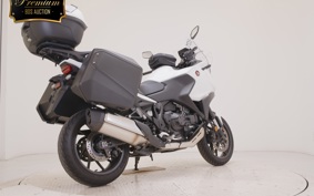 HONDA NT1100 2023 SC84