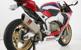 HONDA CBR1000RR 2019 SC77