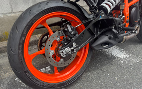 KTM 390 DUKE 2024 JPJ40