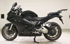 HONDA VFR800F 2017 RC79