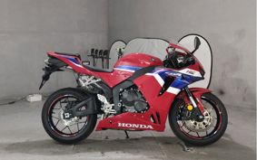 HONDA CBR600RR 2024 PC40