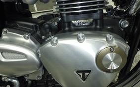 TRIUMPH BONNEVILLE T120 2024