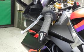 APRILIA RSV4 1100ファクトリ 2024