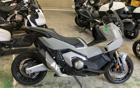 HONDA X-ADV 750 2025 RH21