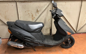 SUZUKI VECSTAR 125 CF42A