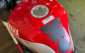 YAMAHA YZF-R6 2000 RJ03