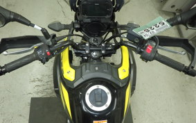 SUZUKI Vｽﾄﾛｰﾑ250 2018