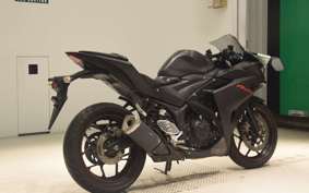 YAMAHA YZF-R25 A RG10J