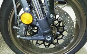HONDA CB650R E-Clutch 2025 RH17