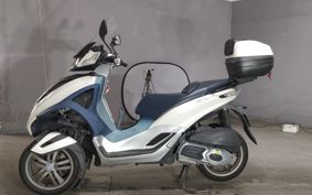 PIAGGIO MP3YOURBAN300 ..