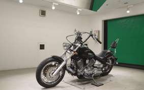YAMAHA DRAGSTAR 1100 1999 VP10J