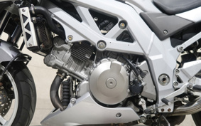 SUZUKI SV1000S 2003 VT54A