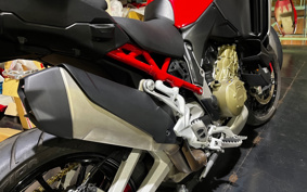 DUCATI MULTI STRADA V4S 2022 1A00